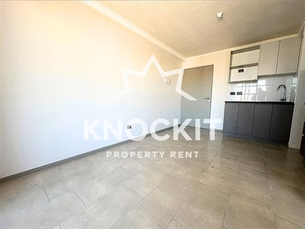 Arriendo Depto en Cerrillos - 1D1B Avenida Cinco 2951