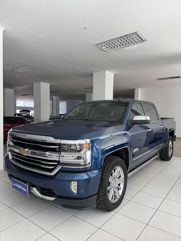 Camioneta Chevrolet Silverado LTZ 4WD 5.3 AUT 2018- $25.000.000