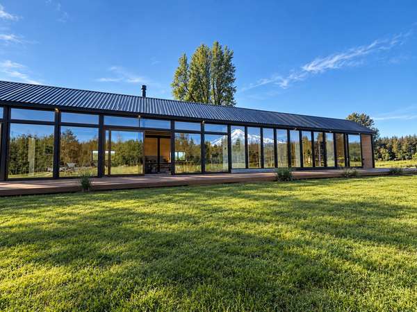 Casa  NUEVA en venta condominio LA RESERVA DE PUCON