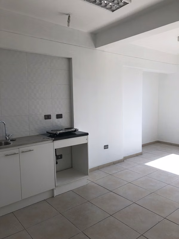 Se arrienda deparatemnto de una habitación.