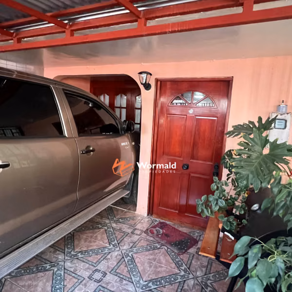 SE VENDE CASA 4 HABITACIONES, 2 BAÑOS.
