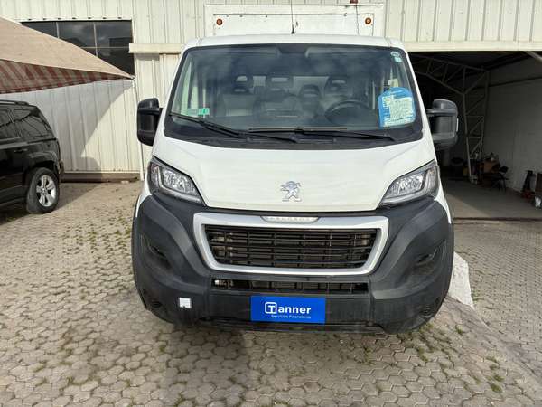 CAMIONETA PEGEUOIT BOXER HDI DCAB 2.0 AÑO 2021 Km 72736
