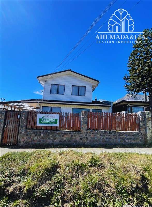 Casa en arriendo de 6 dorm. en Coihaique