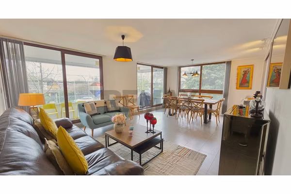 Amplio y excelente ubicación en las condes
