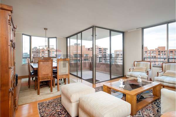 Amplio dpto en venta 4d en las condes