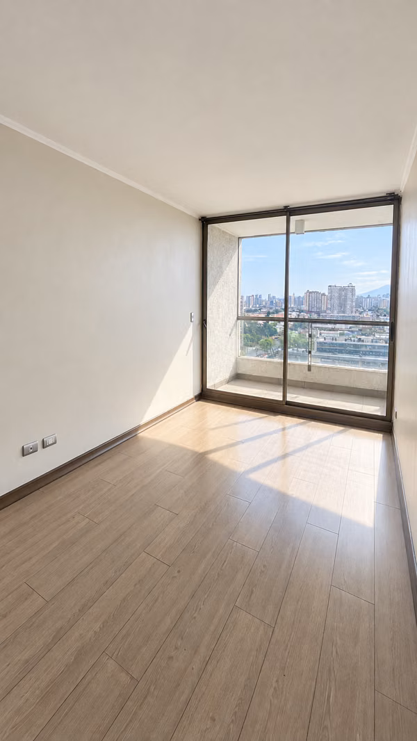 San Miguel: 2D 2B con terraza, estacionamiento y bodega | 3.090 UF