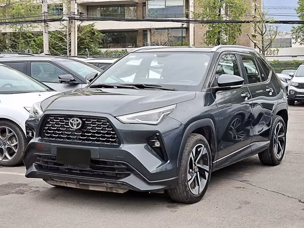 TOYOTA YARIS CROSS 2024
