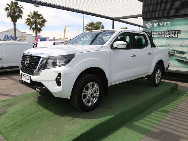 NISSAN NAVARA 2024