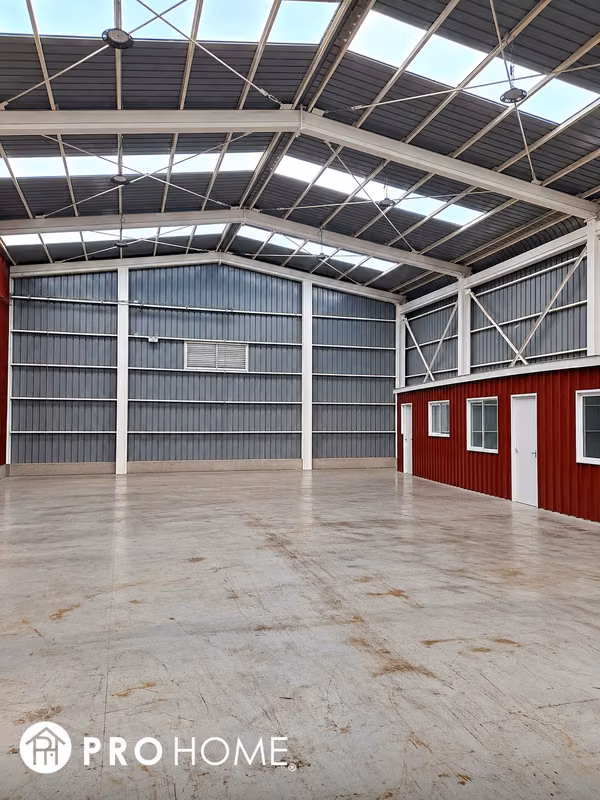 Arriendo Bodega Cerrada 300 m² con Oficinas | Sector Pedro Aguirre Cerda