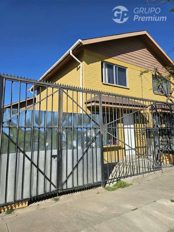 Casa en venta con 3D+1B, Colina