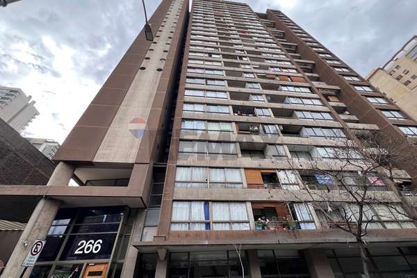 Depto en venta, serrano 266, santiago