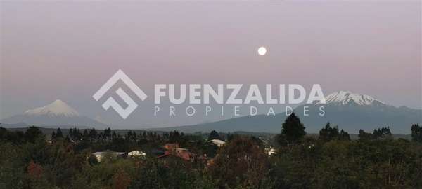 Vendemos parcela con 2 casas y cabaña Regularizadas
