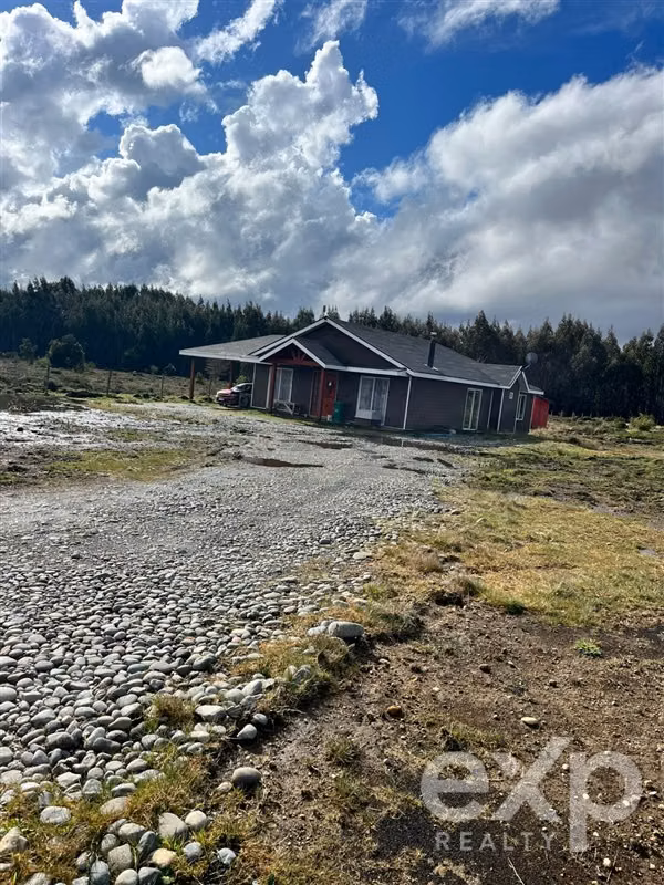 Parcela con casa en venta en sector Chaqueihua Puerto Montt