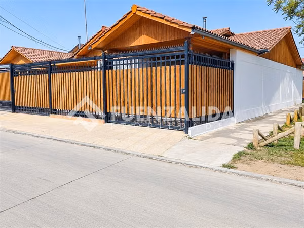 Casa en venta de 3 dorm Metro Laguna Sur. Pudahuel