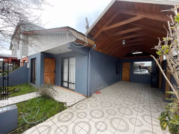 Vendo casa en Villa Los Naranjos, cercano Cesfam M. Bachelet