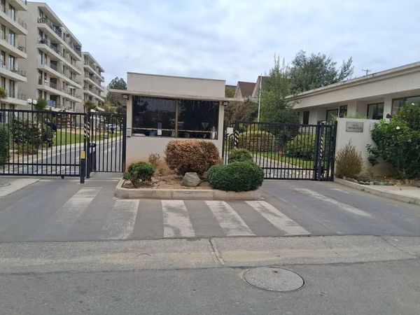 ARRIENDO DEPTO. 2 DORMIT 2 BAÑOS- ESTACIONAM
