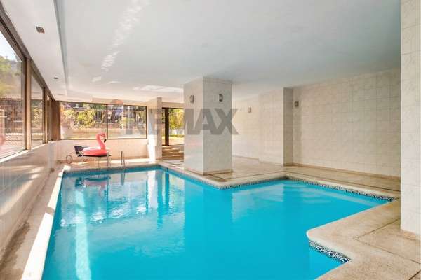 252 m² en el golf | gran potencial de remodelación