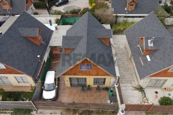 Casa en buin con piscina y quincho
