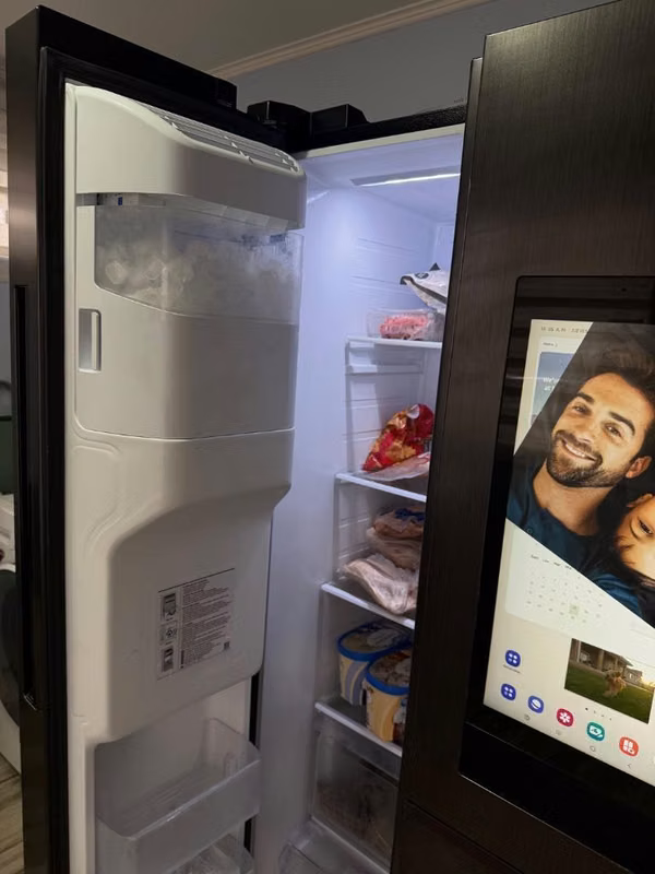 Refrigerador FamilyHub 585 Litros
