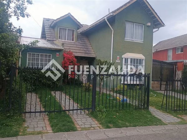 Casa en arriendo de 4 dorm. en Puente Alto