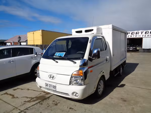 hyundai porter año 2011 cabina y media con caja de frio
