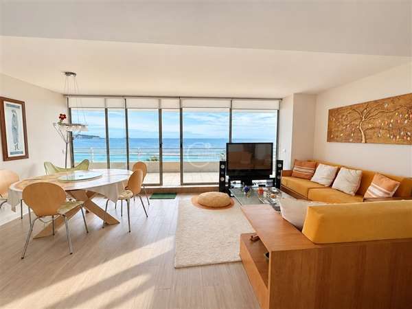 Departamento en venta de 3 dorm. en Algarrobo. Gran laguna.