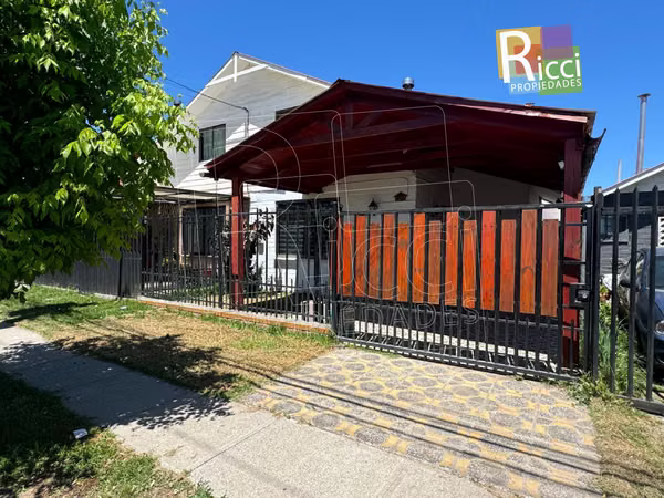 Excelente casa ubicada en primera etapa de Villa Primavera
