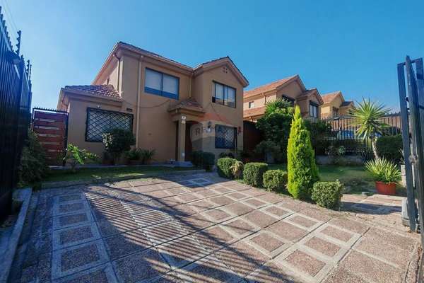 Espectacular casa de 5d+4b