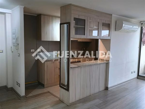 Departamento en arriendo de 3 dorm. en San Miguel