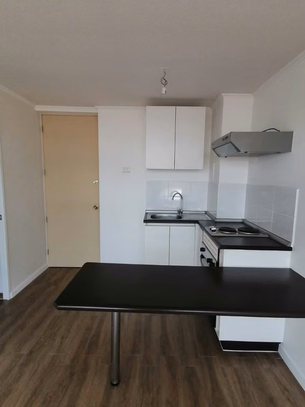 ¡OPORTUNIDAD EN ESTACIÓN CENTRAL! Departamento 1D + 1B a Pasos del Metro