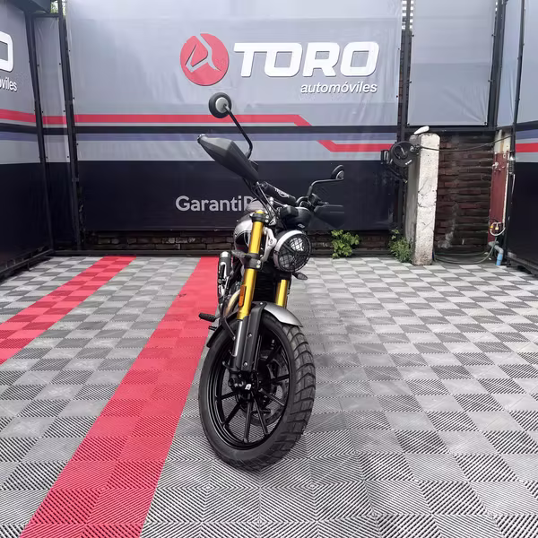 TRIUMPH SCRMBLER 400 ($2.000.000)