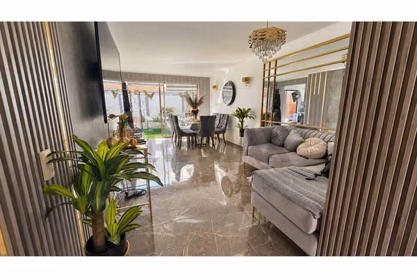 Casa arriendo 5 dormitorios familias