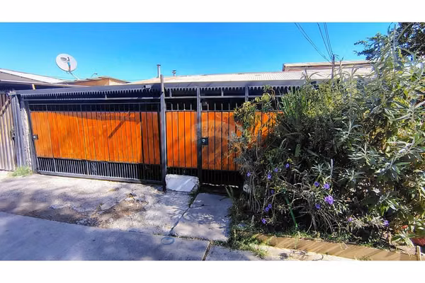 ¡casa acogedora en venta en el bosque!