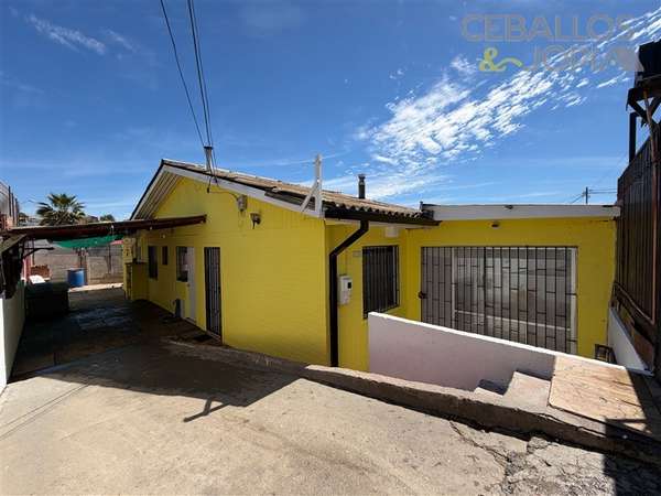 Casa en venta de 3 dorm. en Villa Alemana
