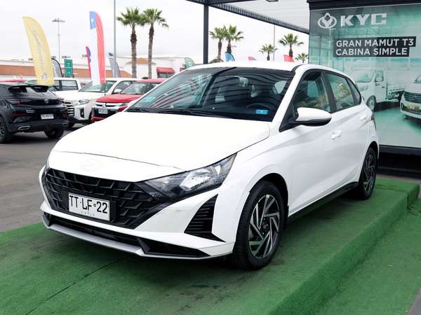 HYUNDAI I20 2025