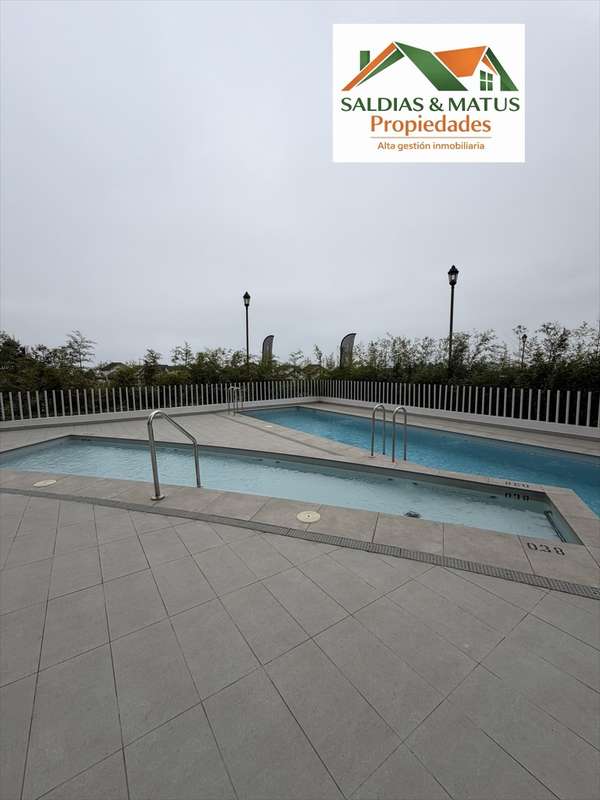 Se arrienda bello apartamento en Bosques de Montemar nuevo  a  estrenar