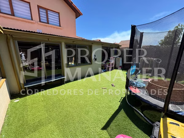 Casa 3D–3B 160m² + Estac. 2 Vehículos – Barrio Aguas Claras, Quilamapu, Chillán.