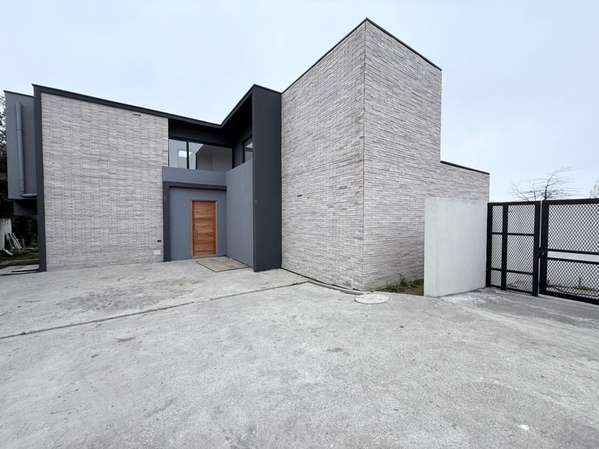 CASA 4D 4B LONCO PARQUE CHIGUAYANTE