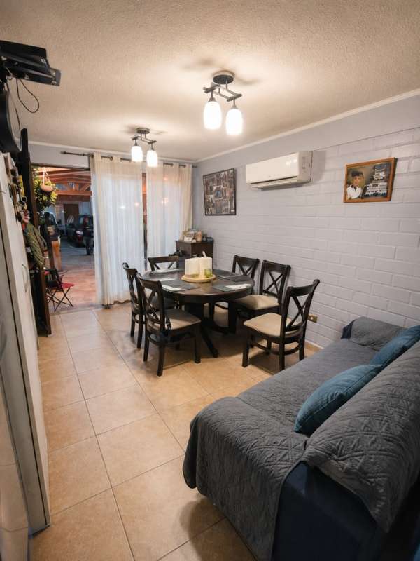 Vendo casa en condominio Las Torres 250 Quilicura