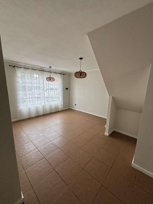 Arriendo Casa V. Los Portones 3H/2B - Linares