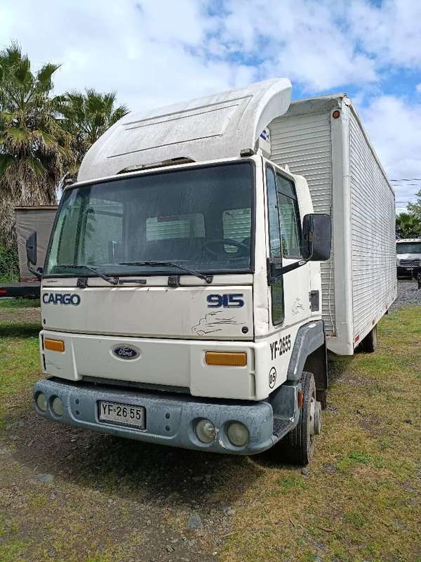 FORD CARGO 915 C/FRIO -18°