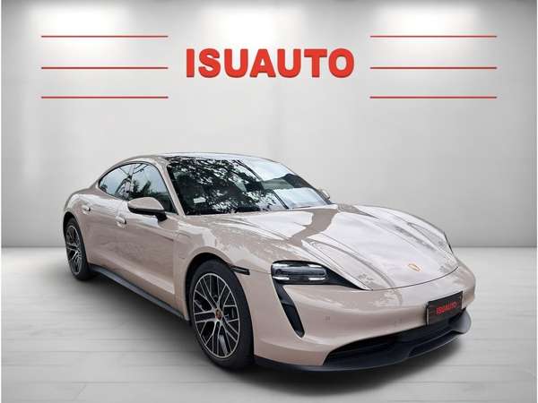 PORSCHE TAYCAN . 2022