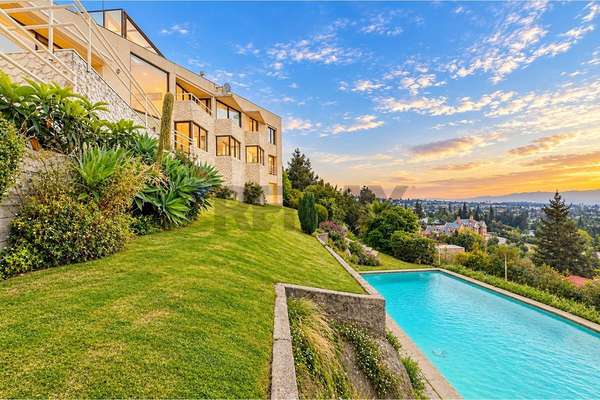 Exclusiva casa con hermosa vista/ quinchamalí