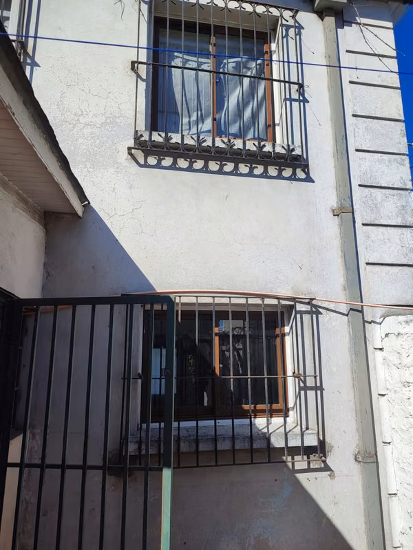 ARRIENDO 2 DORMITORIOS 1 BAÑO  2 ESTACIONAMIENTOS