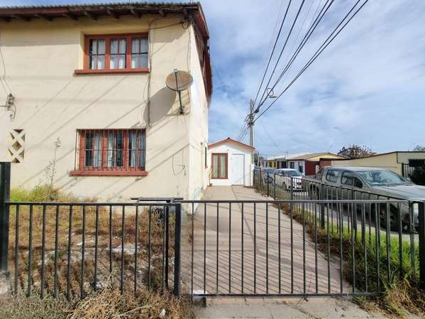 CASA 3D + 2B, LA SERENA, EXCELENTE UBICACIÓN