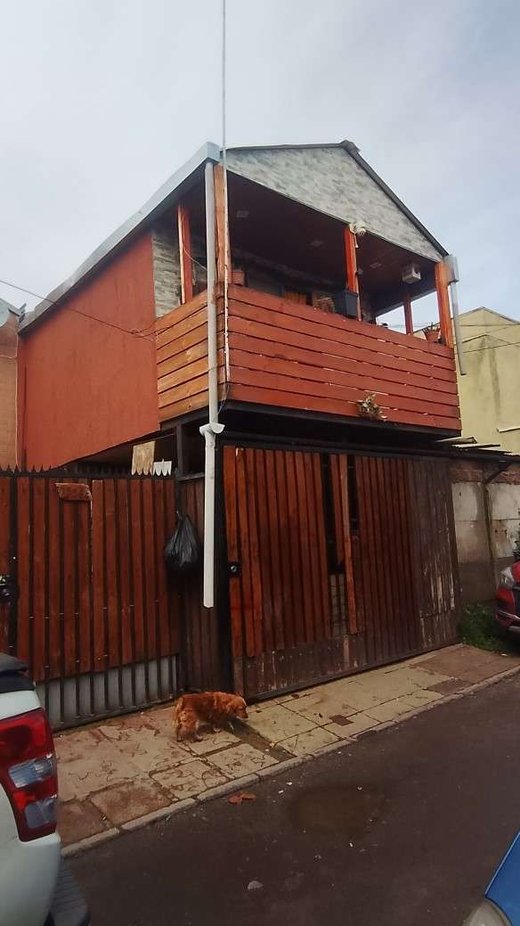CASA AMPLIADA EN VENTA, EXCELENTE PARA VIVIENDA FA