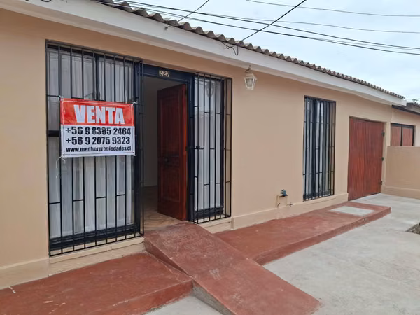 Vendo Casa | 1 Piso en Sector Residencial Balmaceda (4D/2B)