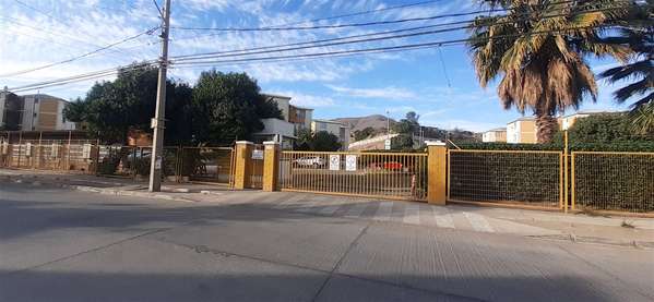 DEPARTAMENTO departamento en arriendo Condominio Luis Bogdanic II