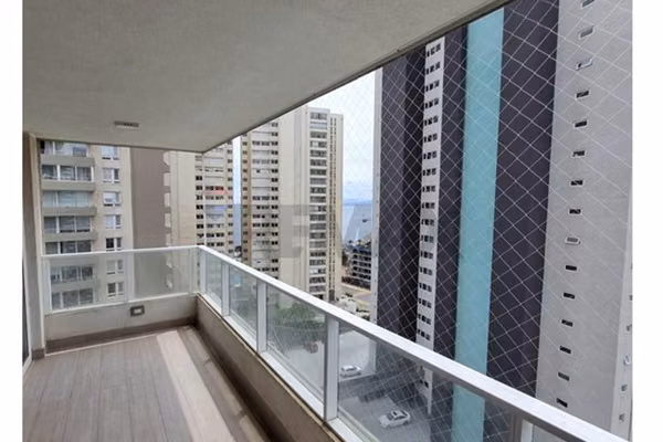 Exclusivo dpto. en costa de montemar