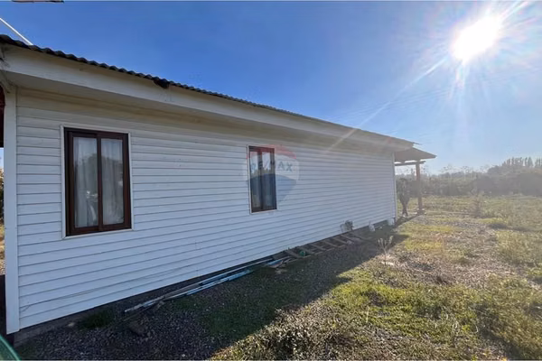 Venta  casa parcela de 5.000 mtrs2 parral..